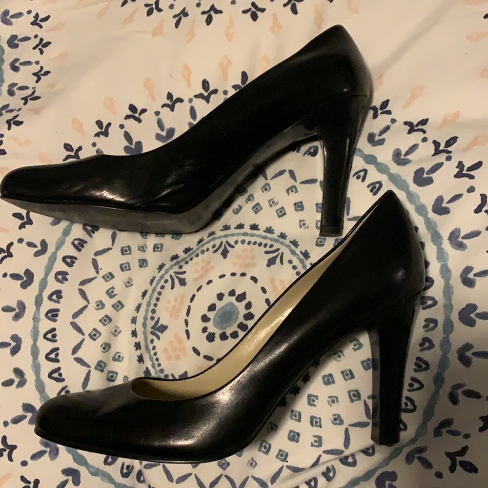 Ralph Lauren heels - Picture 4 of 9